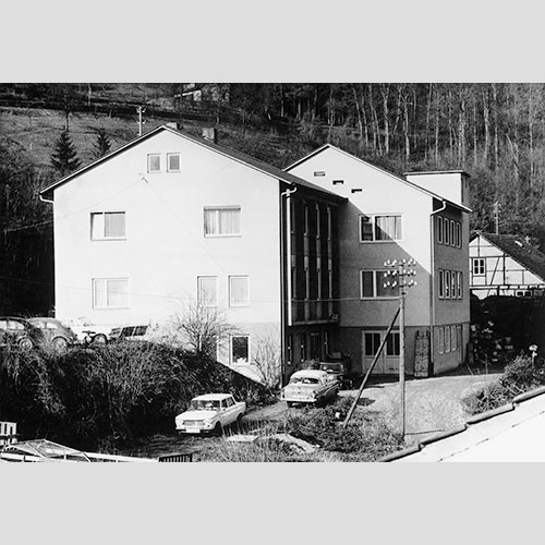 Zgrada preduzeća u ulici Bahnhof u Künzelsau