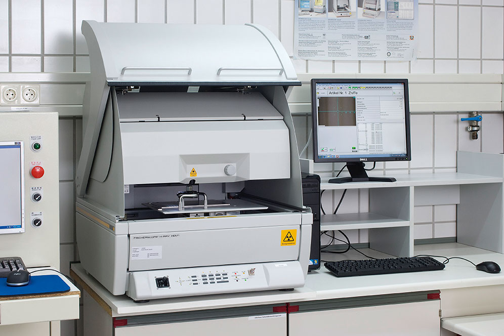 Rengenski flourescentni spektroskop